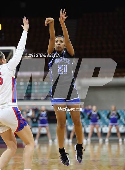 Thumbnail 1 in Grandview vs. Cherry Creek (CHSAA 6A Semifinal) photogallery.