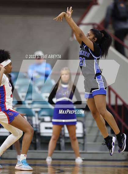 Thumbnail 1 in Grandview vs. Cherry Creek (CHSAA 6A Semifinal) photogallery.