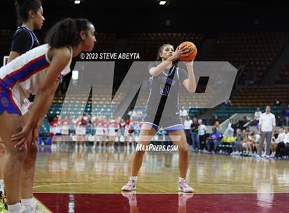 Thumbnail 3 in Grandview vs. Cherry Creek (CHSAA 6A Semifinal) photogallery.