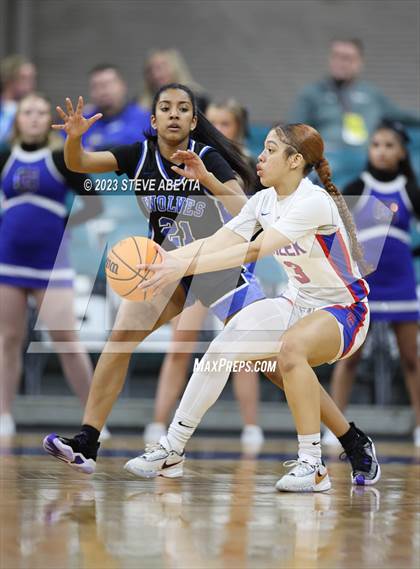 Thumbnail 2 in Grandview vs. Cherry Creek (CHSAA 6A Semifinal) photogallery.
