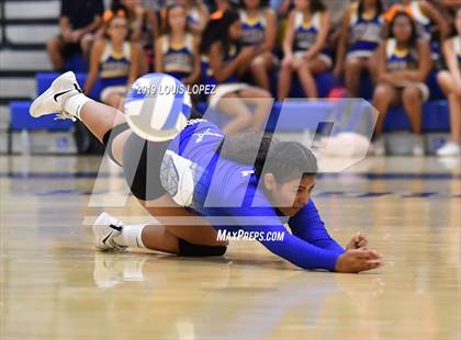 Thumbnail 3 in Baldwin Park @ Charter Oak photogallery.