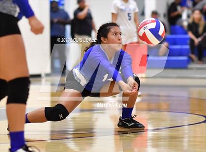 Thumbnail 3 in Baldwin Park @ Charter Oak photogallery.