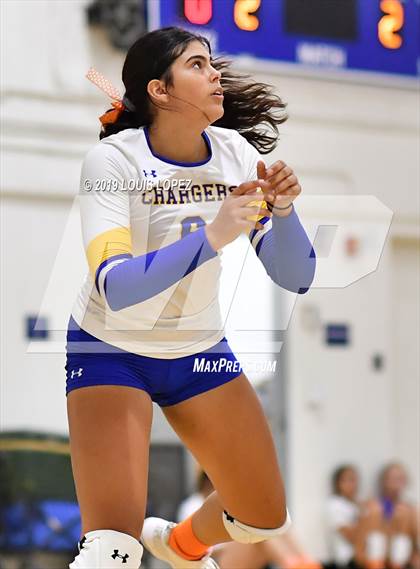 Thumbnail 1 in Baldwin Park @ Charter Oak photogallery.