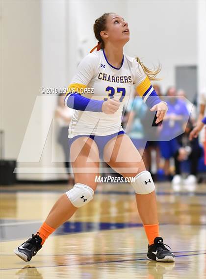 Thumbnail 3 in Baldwin Park @ Charter Oak photogallery.