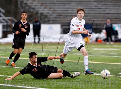 Thumbnail 2 in Ridgefield vs Stamford (CIAC Class LL Second Round) photogallery.