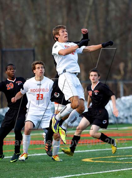 Thumbnail 1 in Ridgefield vs Stamford (CIAC Class LL Second Round) photogallery.