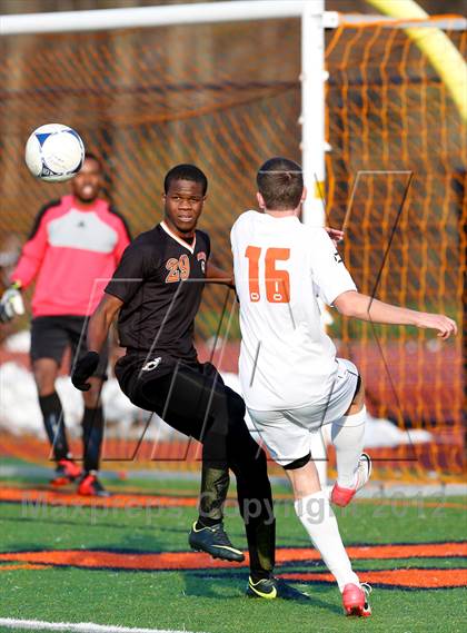 Thumbnail 2 in Ridgefield vs Stamford (CIAC Class LL Second Round) photogallery.