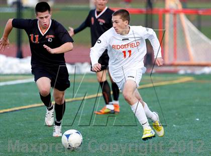 Thumbnail 1 in Ridgefield vs Stamford (CIAC Class LL Second Round) photogallery.