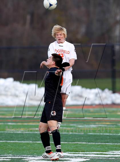 Thumbnail 2 in Ridgefield vs Stamford (CIAC Class LL Second Round) photogallery.