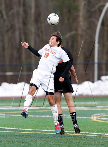 Thumbnail 3 in Ridgefield vs Stamford (CIAC Class LL Second Round) photogallery.