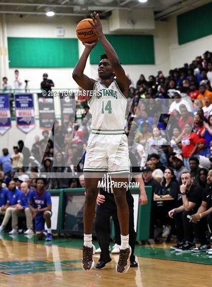 Thumbnail 2 in North Mecklenburg @ Myers Park (NCHSAA 4A Round 4) photogallery.