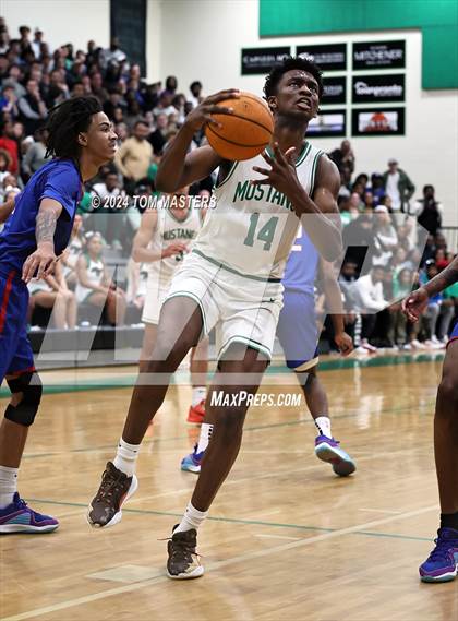 Thumbnail 1 in North Mecklenburg @ Myers Park (NCHSAA 4A Round 4) photogallery.