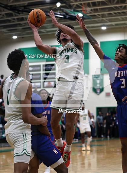 Thumbnail 2 in North Mecklenburg @ Myers Park (NCHSAA 4A Round 4) photogallery.