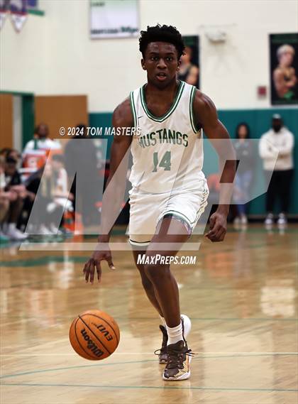 Thumbnail 2 in North Mecklenburg @ Myers Park (NCHSAA 4A Round 4) photogallery.