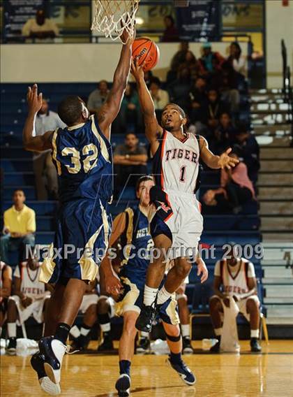 Thumbnail 2 in Newnan @ Mundy's Mill photogallery.
