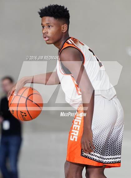 Thumbnail 2 in Fort Bend Bush vs. Lancaster (McDonald's Texas Invitational) photogallery.
