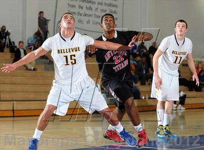 Thumbnail 3 in Bellevue vs. Antelope (MaxPreps Holiday Classic) photogallery.