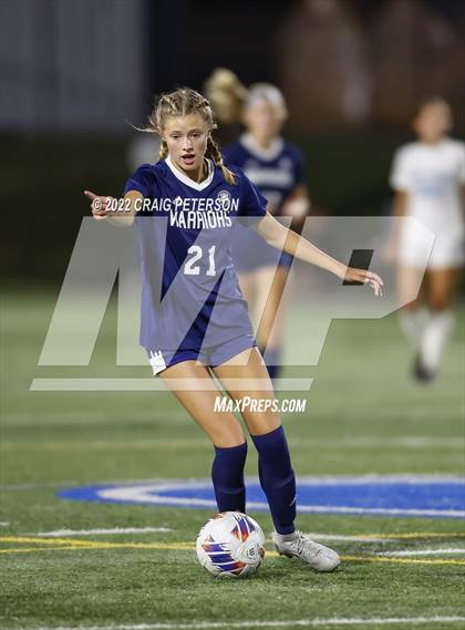Thumbnail 2 in Snow Canyon vs. Sky View (UHSAA 4A Semifinal) photogallery.