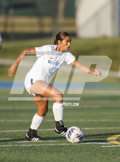 Thumbnail 3 in Snow Canyon vs. Sky View (UHSAA 4A Semifinal) photogallery.