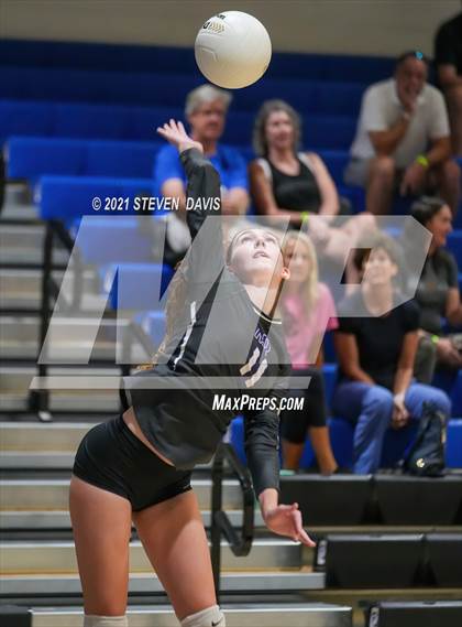 Thumbnail 3 in Notre Dame Prep vs. O'Connor photogallery.