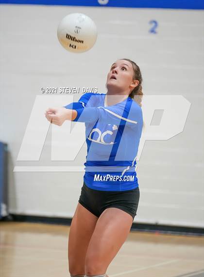 Thumbnail 3 in Notre Dame Prep vs. O'Connor photogallery.