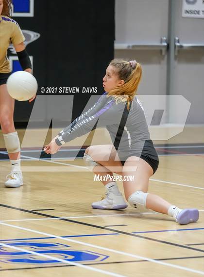 Thumbnail 1 in Notre Dame Prep vs. O'Connor photogallery.