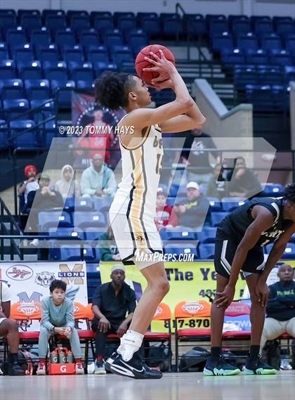 Thumbnail 2 in Fort Bend Marshall vs. Martin (Whataburger Classic) photogallery.