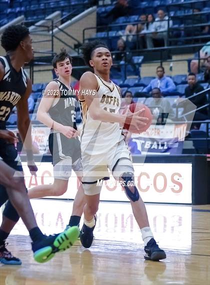 Thumbnail 3 in Fort Bend Marshall vs. Martin (Whataburger Classic) photogallery.