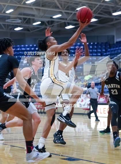 Thumbnail 2 in Fort Bend Marshall vs. Martin (Whataburger Classic) photogallery.