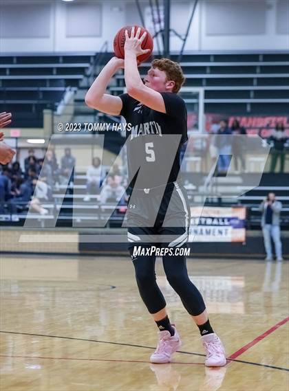 Thumbnail 2 in Fort Bend Marshall vs. Martin (Whataburger Classic) photogallery.