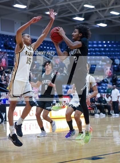 Thumbnail 3 in Fort Bend Marshall vs. Martin (Whataburger Classic) photogallery.