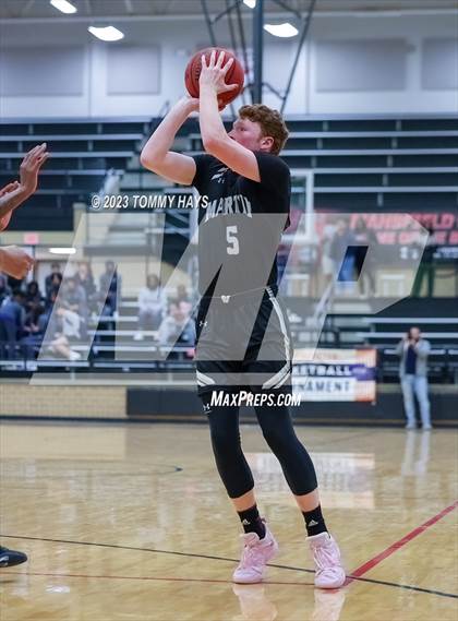 Thumbnail 3 in Fort Bend Marshall vs. Martin (Whataburger Classic) photogallery.