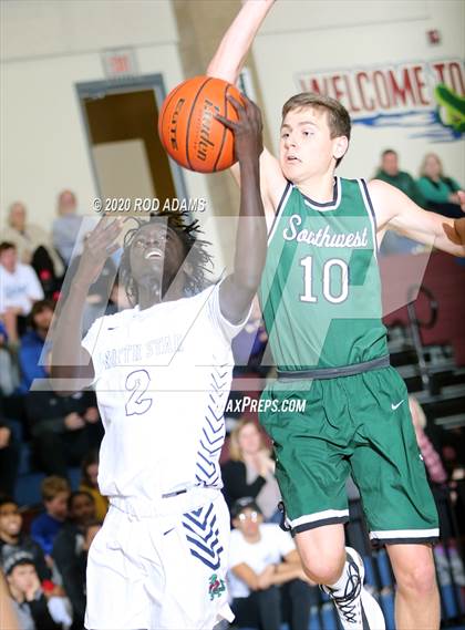 Thumbnail 2 in Lincoln Southwest vs. North Star (HAC Tournament) photogallery.