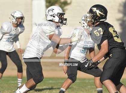 Thumbnail 2 in JV: Villa Park @ Canyon photogallery.