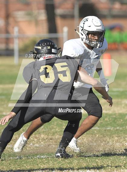 Thumbnail 1 in JV: Villa Park @ Canyon photogallery.