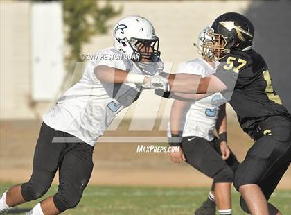 Thumbnail 3 in JV: Villa Park @ Canyon photogallery.