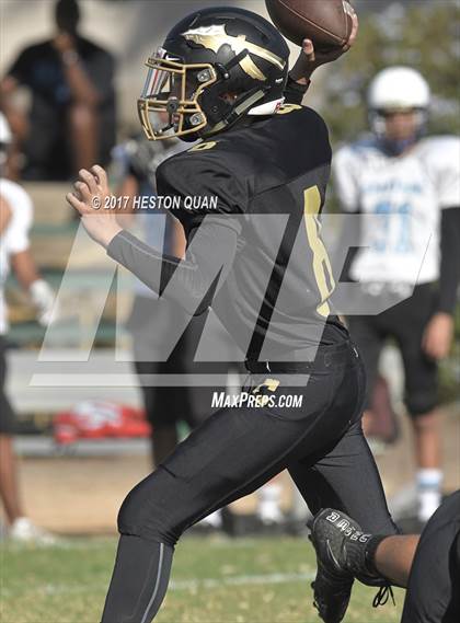 Thumbnail 3 in JV: Villa Park @ Canyon photogallery.