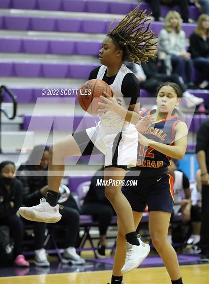 Thumbnail 3 in Example Academy vs Purcell Marian (OGBR Classic in the City) photogallery.