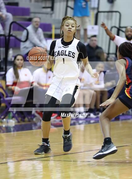 Thumbnail 1 in Example Academy vs Purcell Marian (OGBR Classic in the City) photogallery.