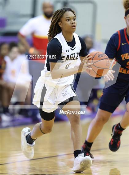 Thumbnail 2 in Example Academy vs Purcell Marian (OGBR Classic in the City) photogallery.