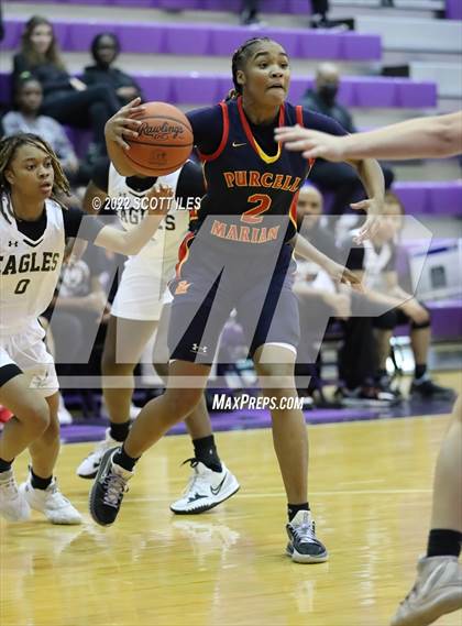 Thumbnail 2 in Example Academy vs Purcell Marian (OGBR Classic in the City) photogallery.