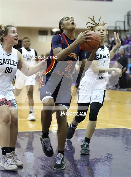 Thumbnail 2 in Example Academy vs Purcell Marian (OGBR Classic in the City) photogallery.