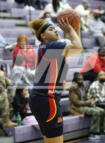 Thumbnail 1 in Example Academy vs Purcell Marian (OGBR Classic in the City) photogallery.
