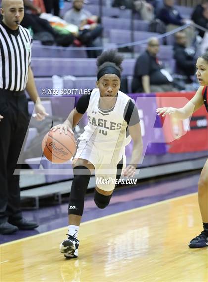 Thumbnail 1 in Example Academy vs Purcell Marian (OGBR Classic in the City) photogallery.