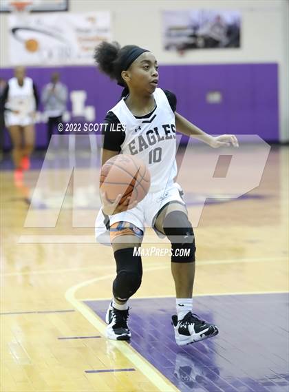 Thumbnail 1 in Example Academy vs Purcell Marian (OGBR Classic in the City) photogallery.