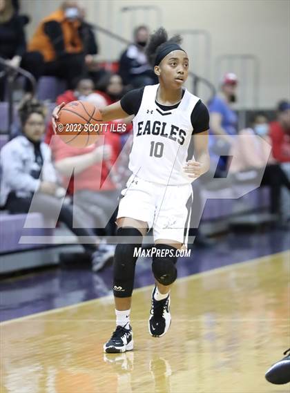 Thumbnail 3 in Example Academy vs Purcell Marian (OGBR Classic in the City) photogallery.