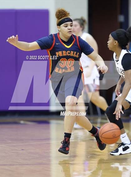 Thumbnail 3 in Example Academy vs Purcell Marian (OGBR Classic in the City) photogallery.