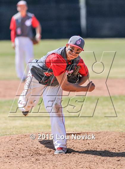 Thumbnail 3 in Cobre vs. Pojoaque Valley photogallery.