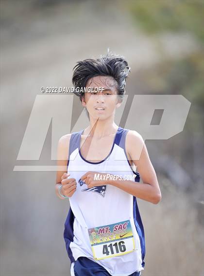 Thumbnail 2 in Mt SAC Invitational (Division 1 -  Race 78) photogallery.