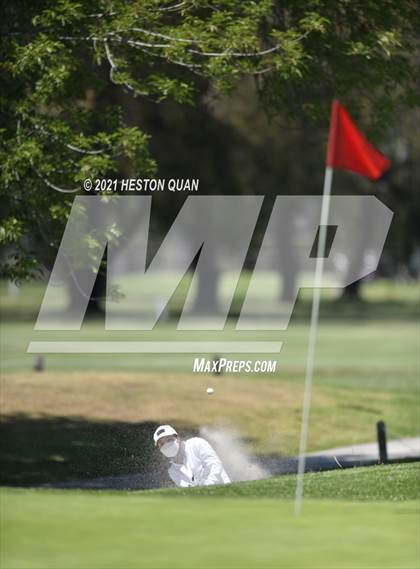 Thumbnail 1 in CIF-SS Girls D1 Team Golf Finals 1/2 photogallery.